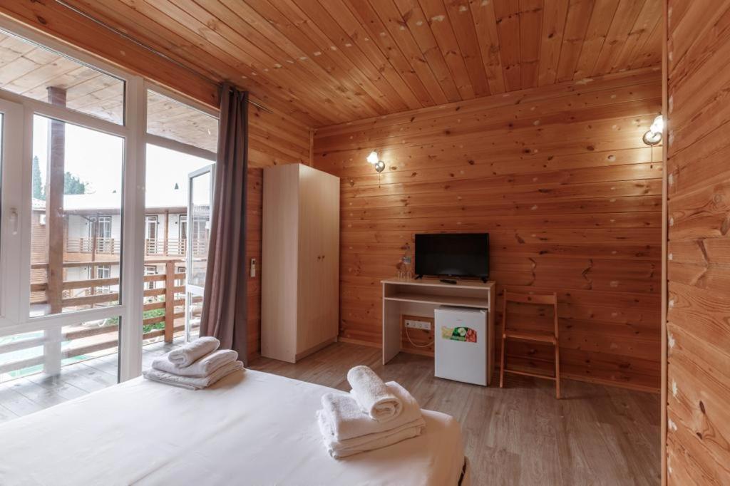 Guest House Amshin Tsandrypsh Ngoại thất bức ảnh