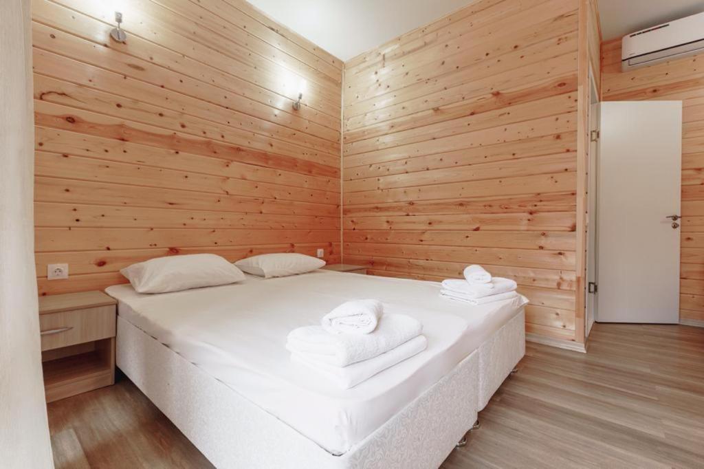 Guest House Amshin Tsandrypsh Ngoại thất bức ảnh