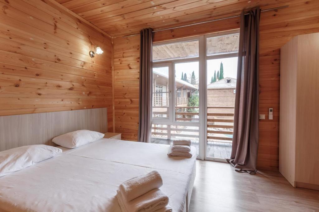 Guest House Amshin Tsandrypsh Ngoại thất bức ảnh